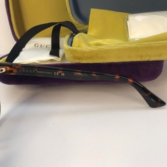 New - GUCCI GG0636SK 002 round Gucci sunglass comes in a dark havana frame with - Picture 10 of 11